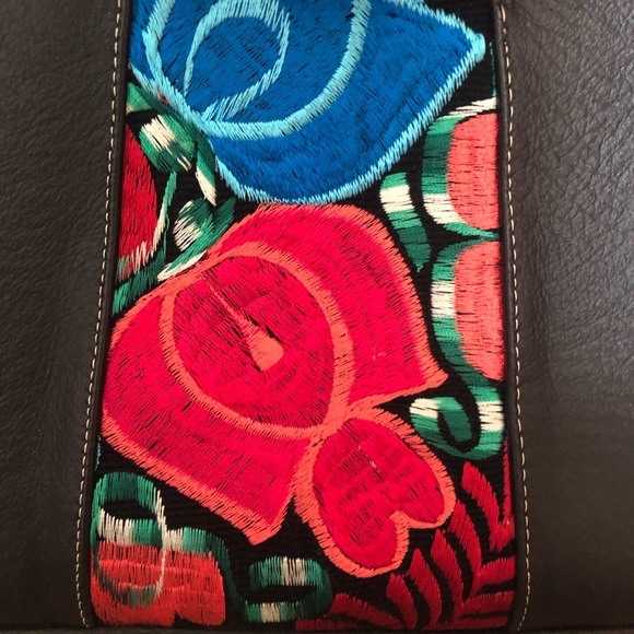 ⭐️ Sold ⭐️ Hand Embroidered backpack - Picture 7 of 10